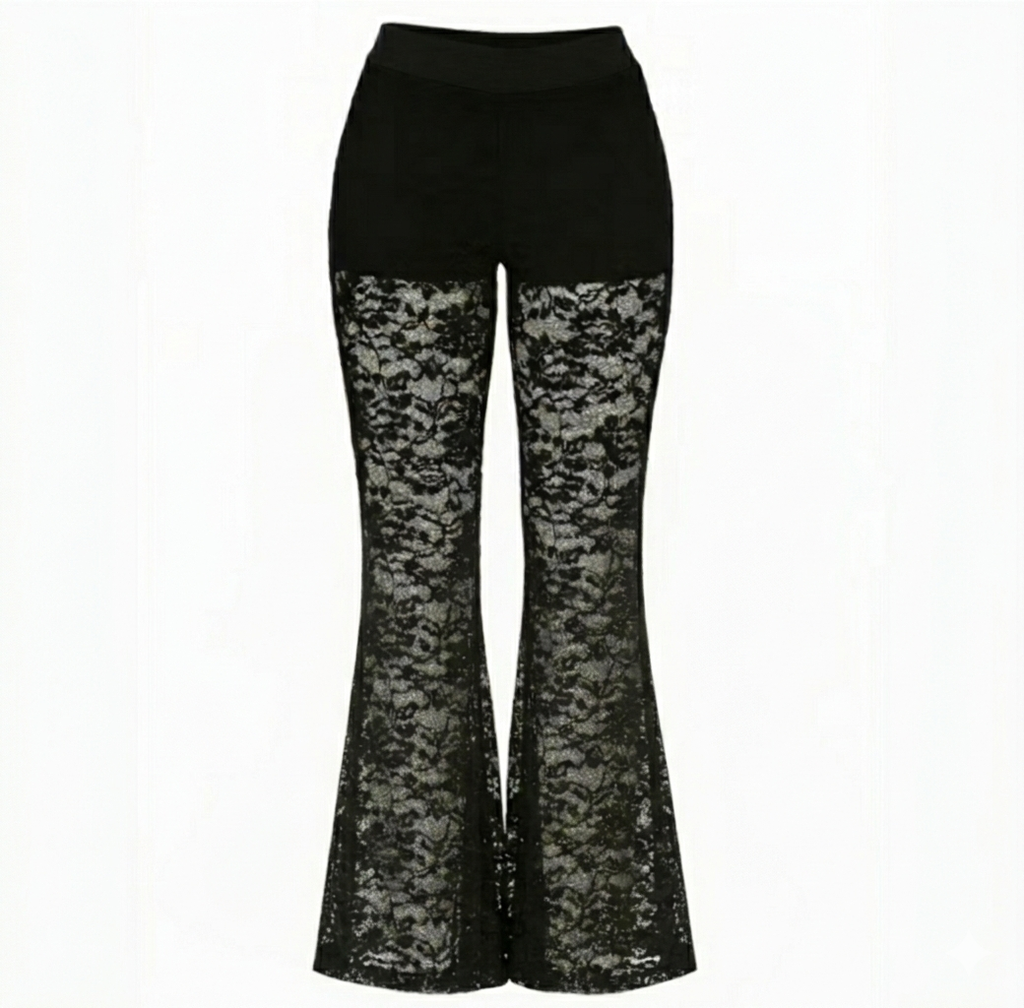 Calça flaire de renda com short  acoplado em poliamida luxo .